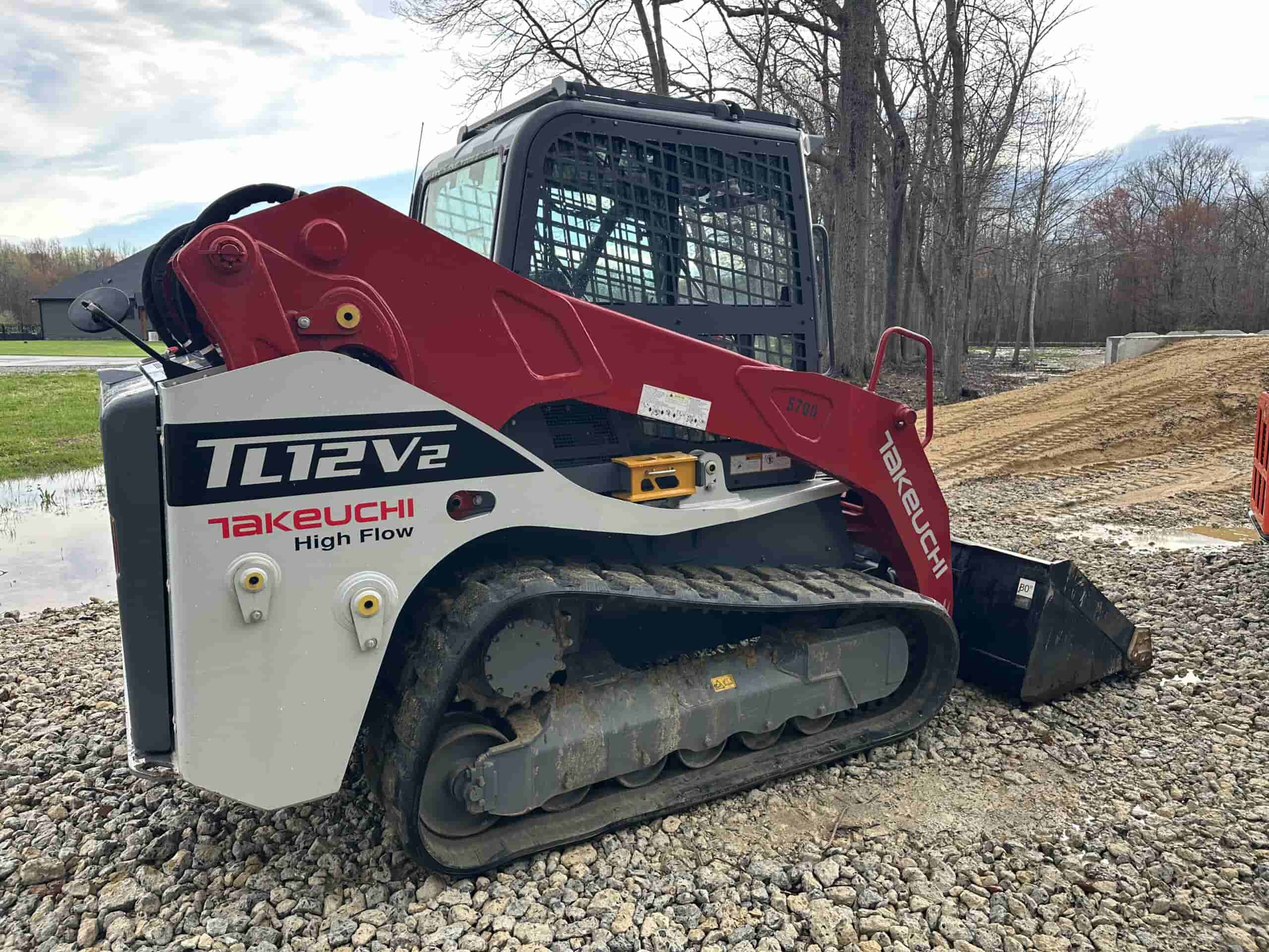 2023 TAKEUCHI TL12V2
